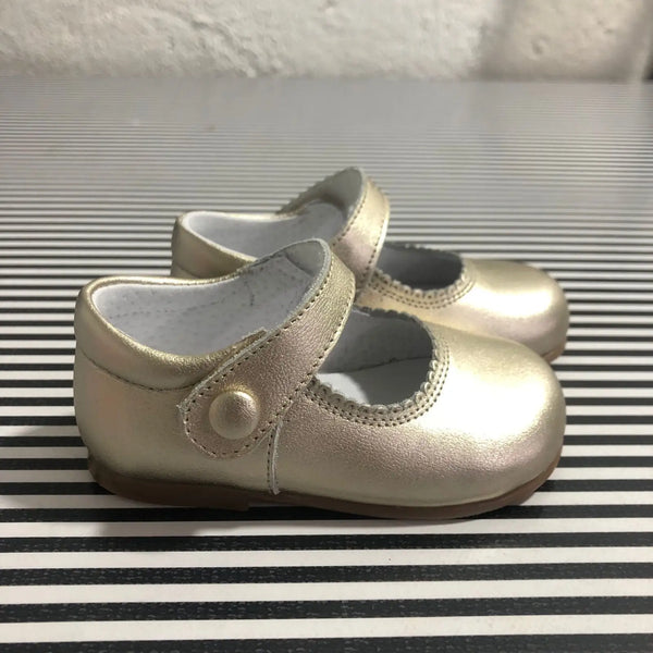 Calzado Mercedita Velcro Botón Serraje Metalizada Oro