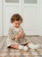 Conjunto Jesusín y Culotte de Cuadros con Cuello Smock Natural