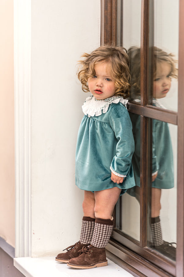 Jesusin Pololo Familia Ava