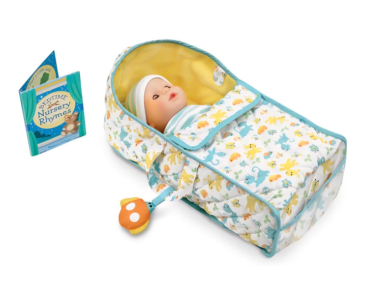 Melissa & Doug Mine to Love Moisés Portátil para Llevar Muñecas, Juguete Acolchado, Librito de Rimas Infantiles