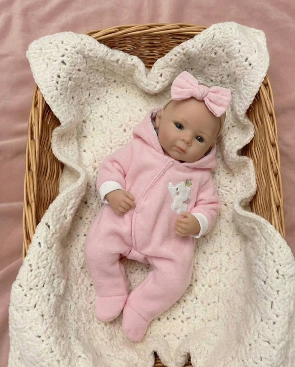 Muñeca Reborn Baby Betty in Pink PJ 13" Silicón Sólido 100%
