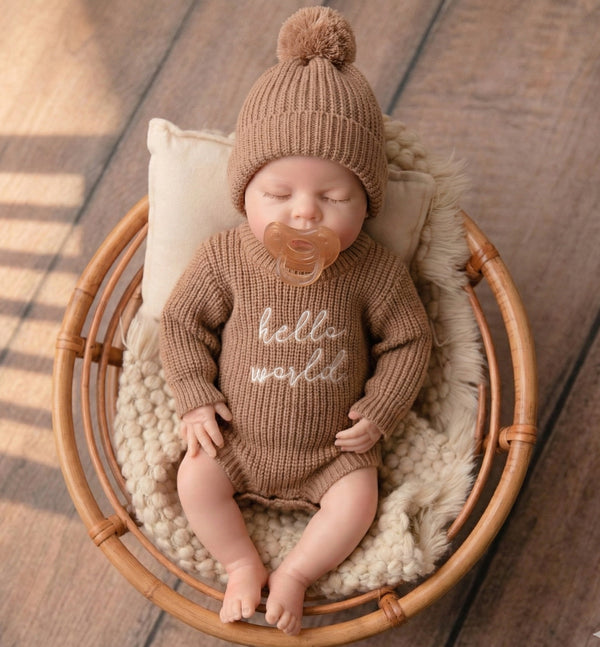 TOP OF LINE : Baby Sebastian Hello World