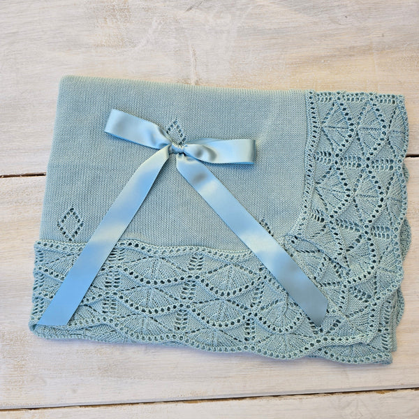 ROPA Toquilla con Rombos y Volantes